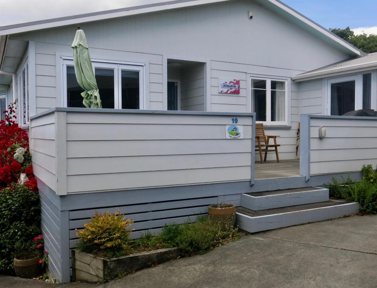 The Crescent Bnb Waihi Bagian luar foto